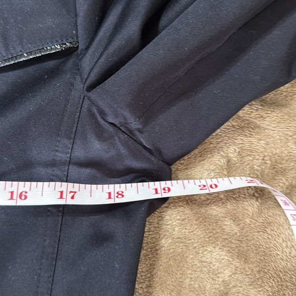 Burberry Women's Midnight Double-Breasted Trench Coat - Picture 13 of 16